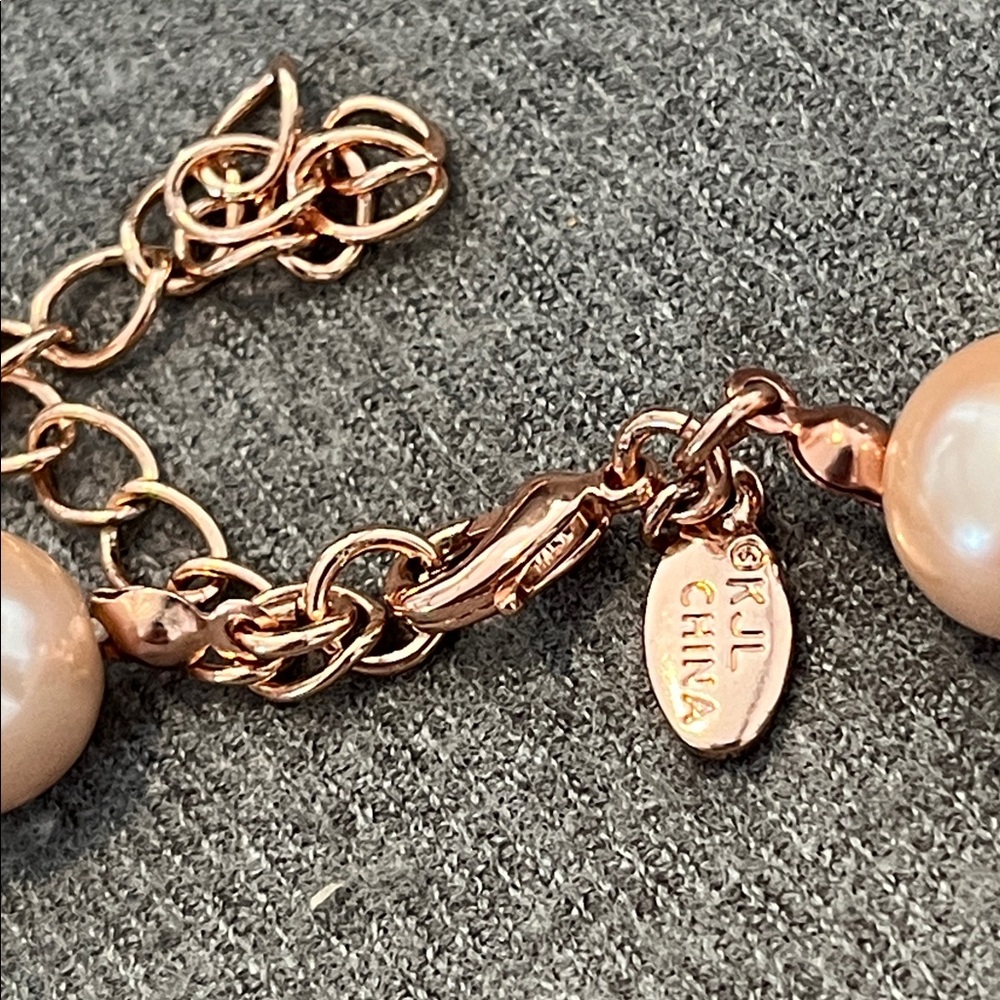 Kenneth Jay Lane Pale Pink Pearl Necklace - Picture 2 of 5